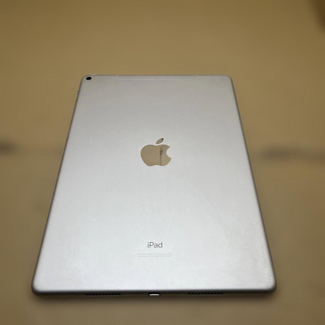 r*u様 iPad Air第3世代/64GBWi-Fiモデル シルバー