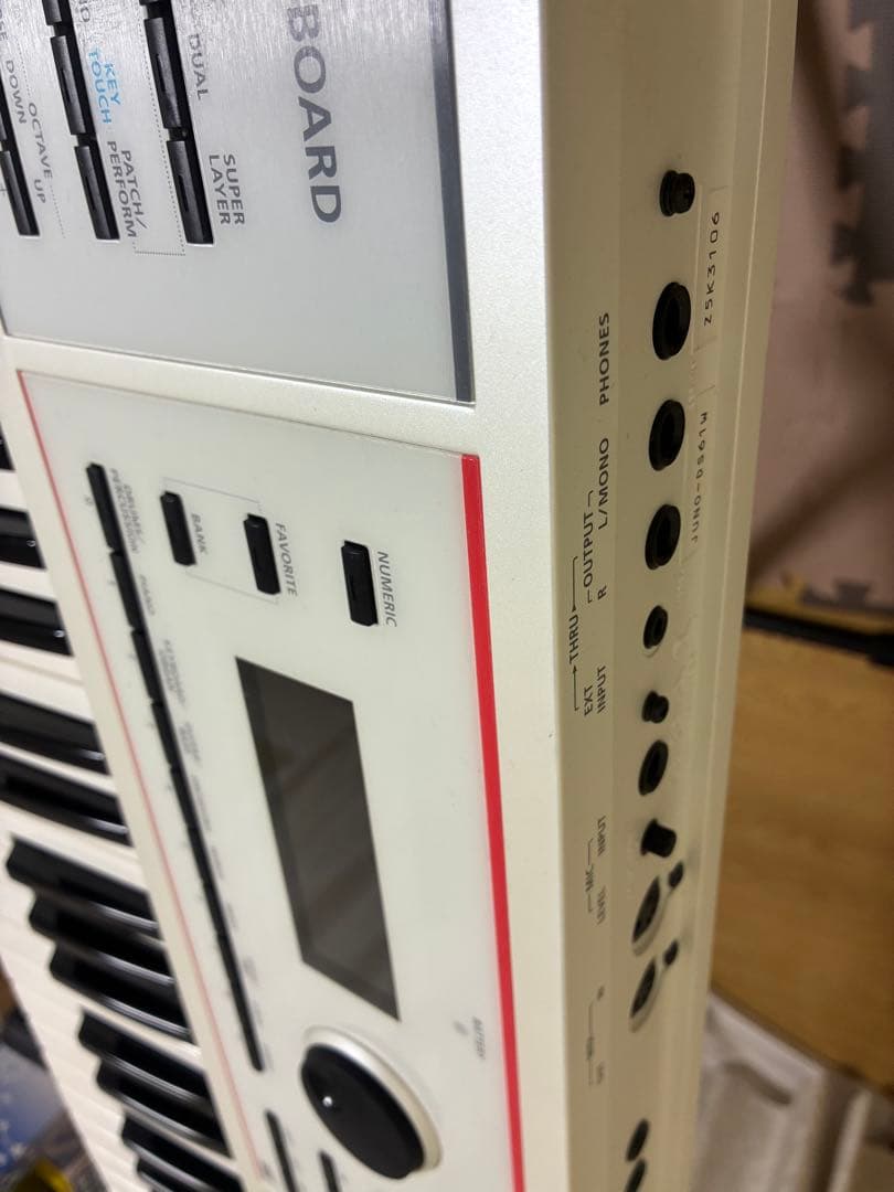 Roland JUNO-DS 61 シンセサイザー 本体