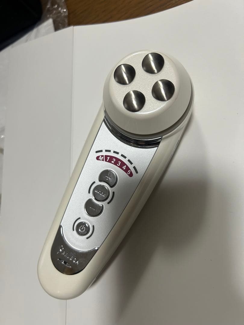 ベレガ セルキュア 4T プラス 美顔器 Cellcure 4T Plus