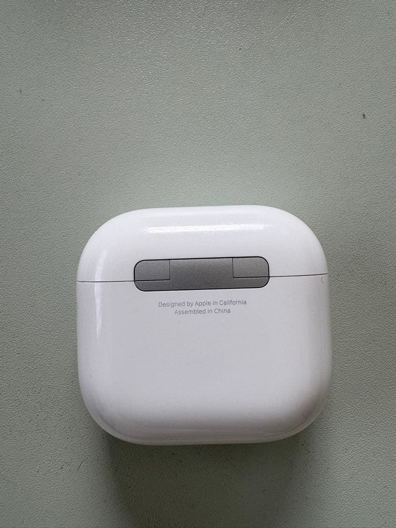 AirPods4 アクティブノイズキャンセリング機能搭載