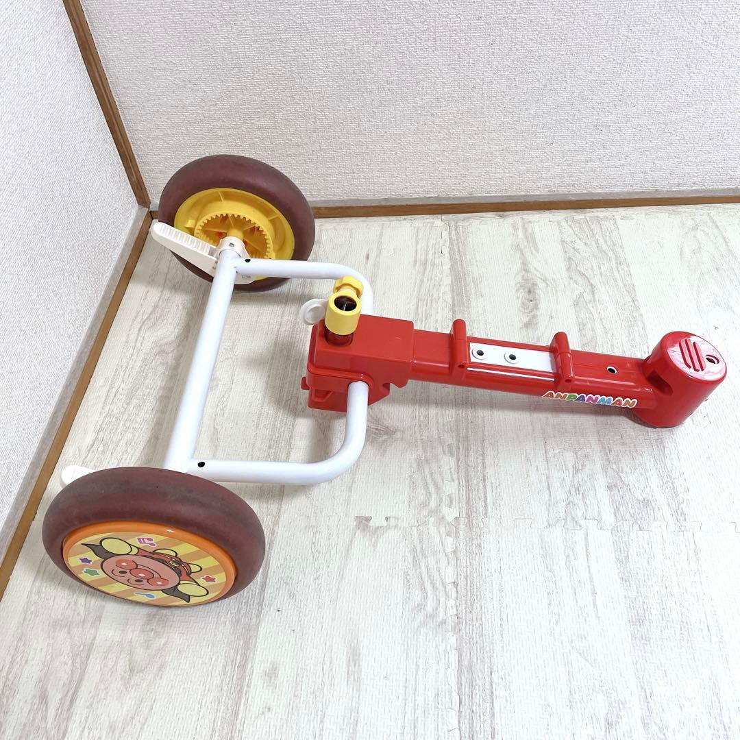美品 エム・アンド・エム おでかけ三輪車 わくわくアンパンマンごうピースII