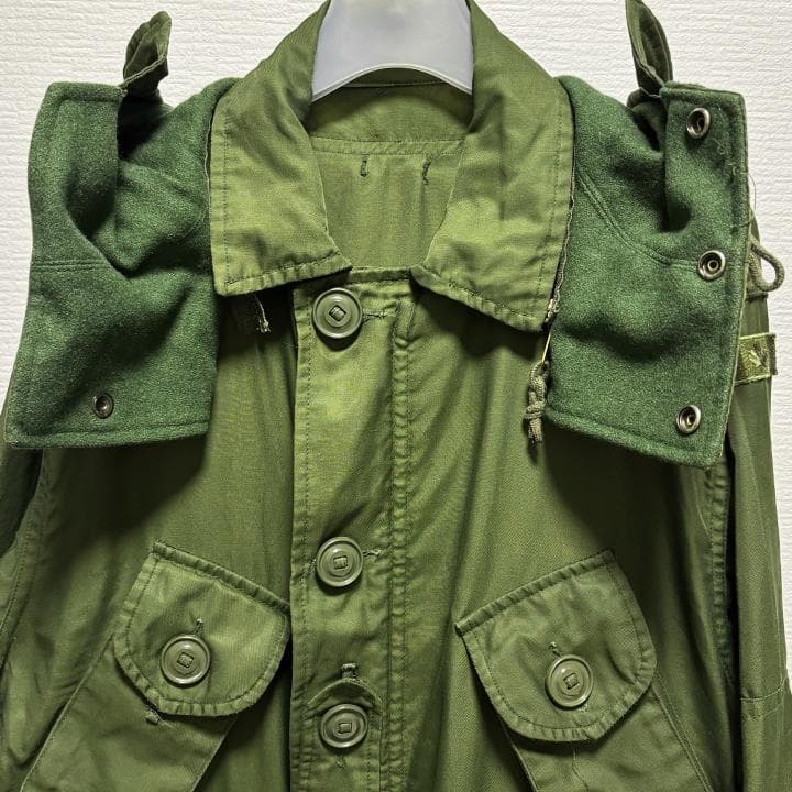 実物 USED カナダ軍 ECW コンバットパーカー