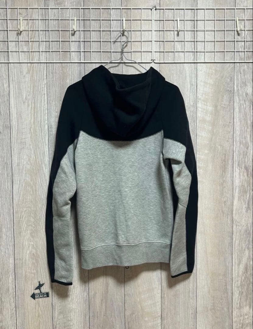 Nike テックフリース