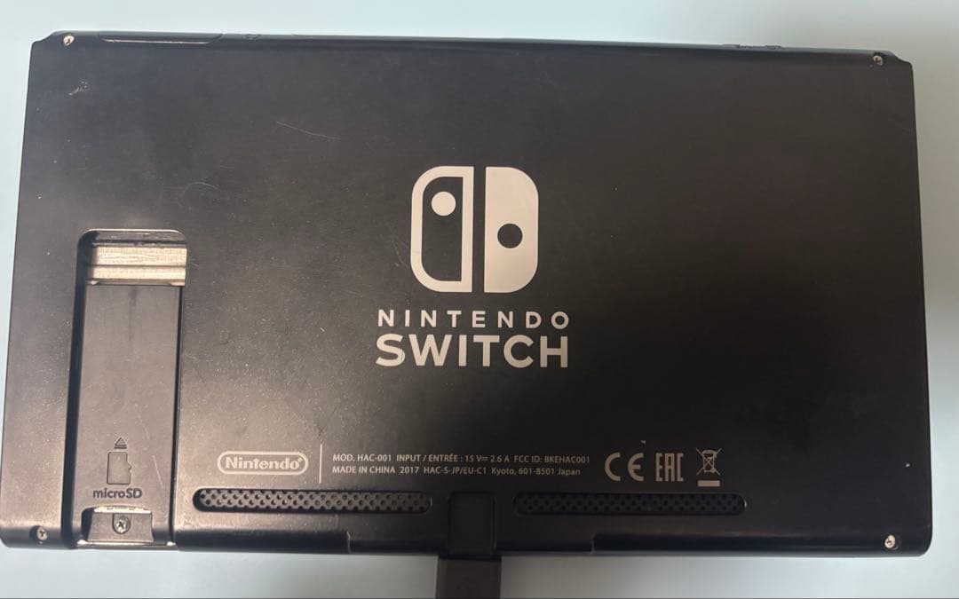 【ジャンク品】　Switch 初期版(HAC001) 本体のみ