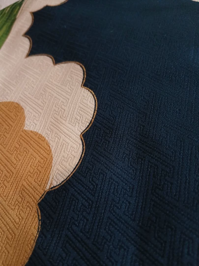 お宮参り　波と鷹の刺繍 着物　長襦袢付き 昭和レトロ