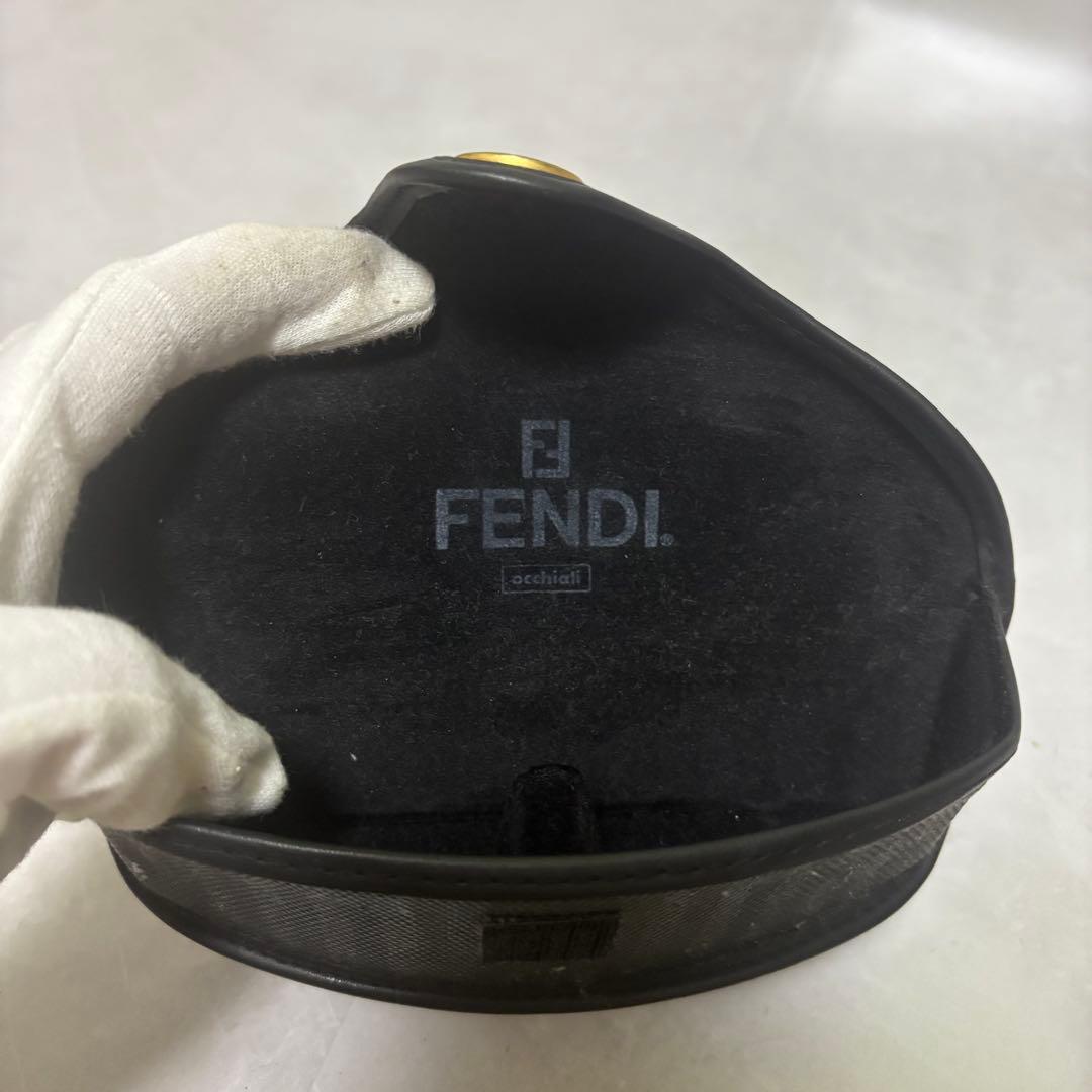 FENDI オーバルサングラス SL7037 COL149 ブラウンレンズ