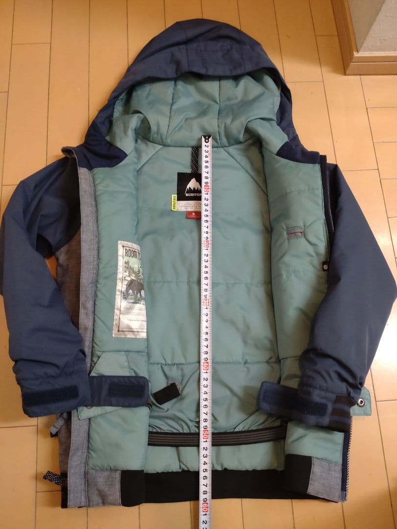 Burton キッズスノーボードウェア　上下Sサイズ