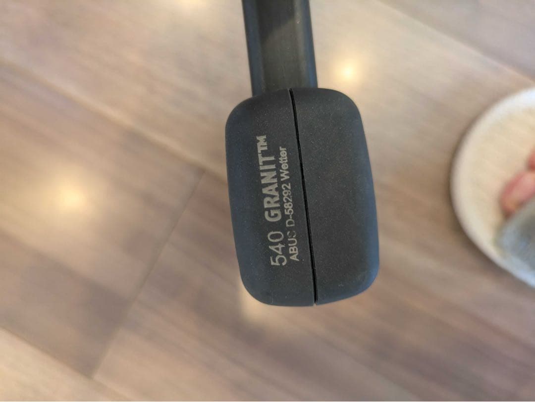 ABUS 540 GRANIT™ Uロック X Plusキー付き