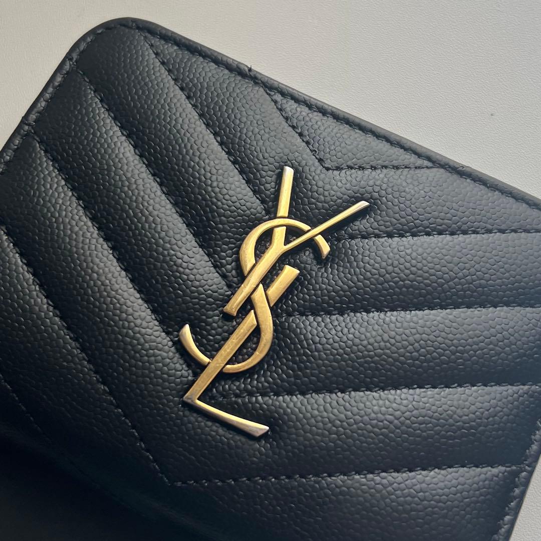 143 極上美品 SAINTLAURENT イヴサンローラン 2つ折り財布