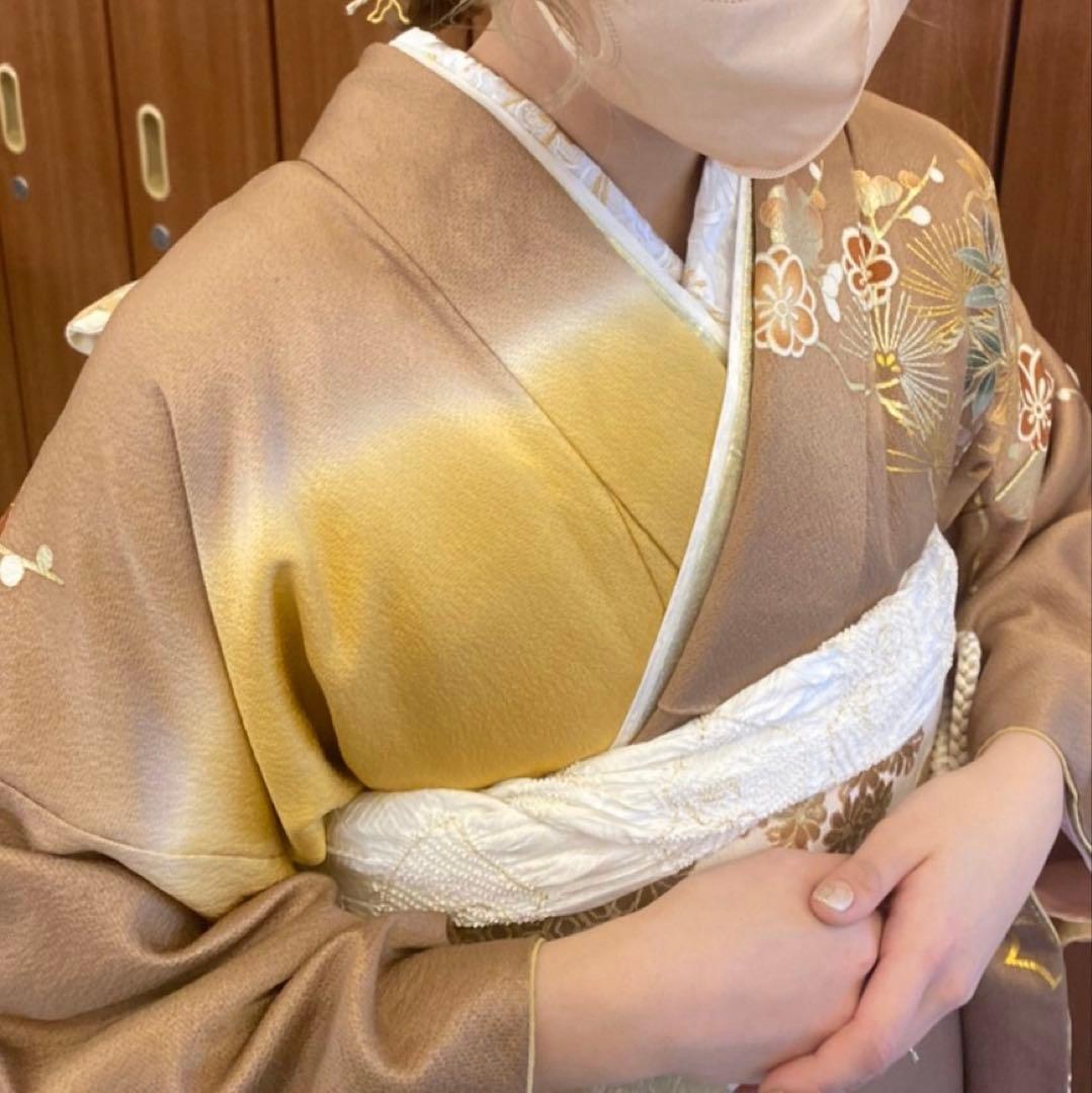 振袖　鶴・松・花文様 黄色と茶色のグラデーション