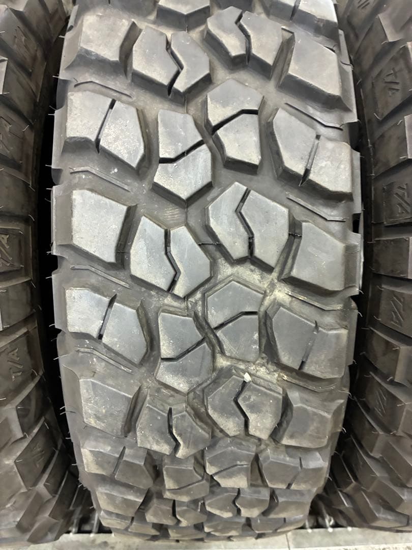 BFグッドリッチ マッドテレーン T/A KM2 255/75R17 4本セット