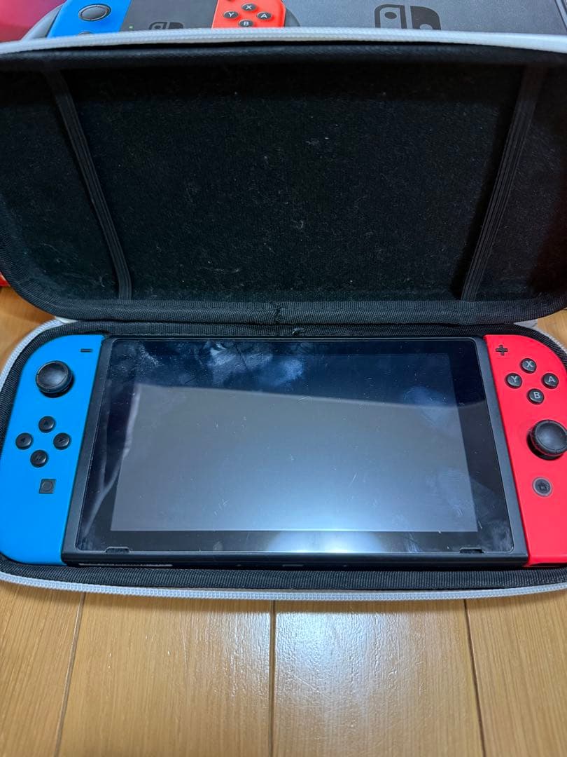 Nintendo Switch 初期型青/赤 本体 キャリングケース付き