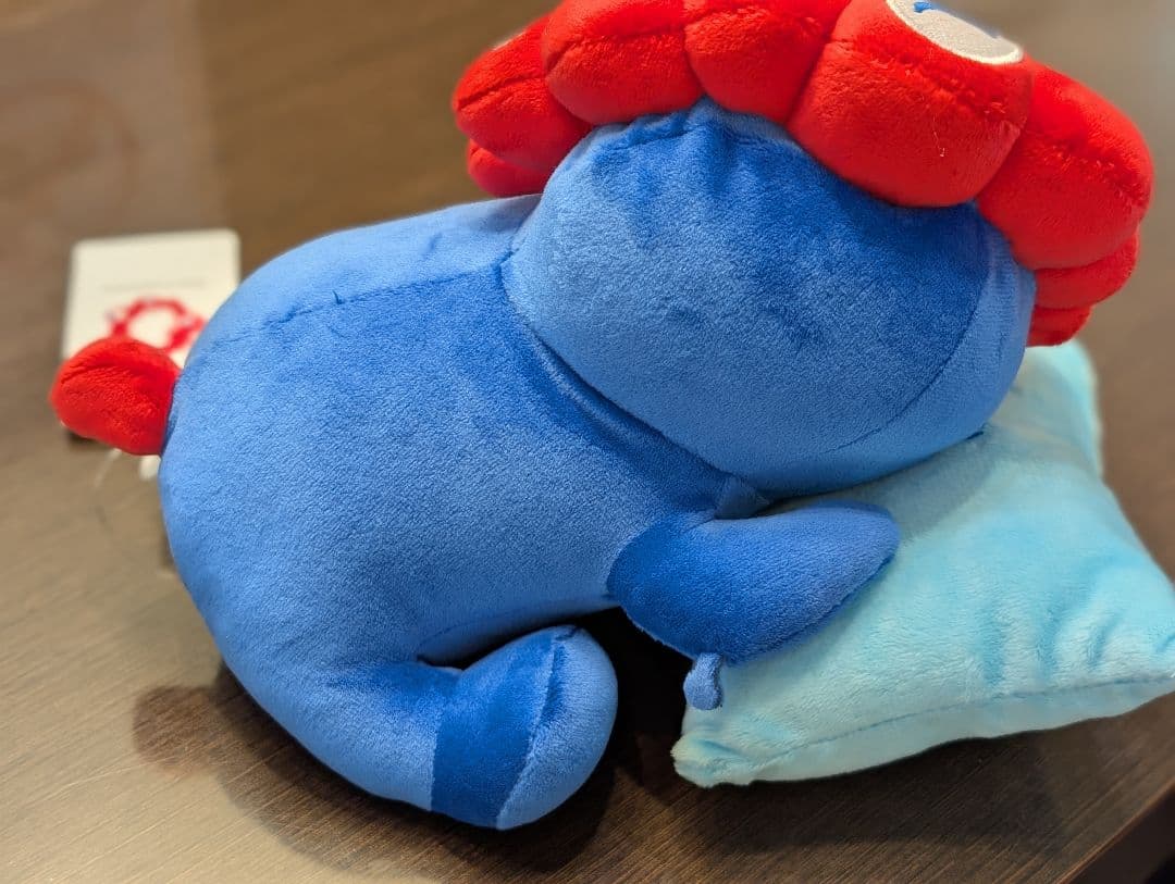 【新品未使用】ミャクミャクおやすみ　ぬいぐるみ　　大阪万博　寝転び　お昼寝