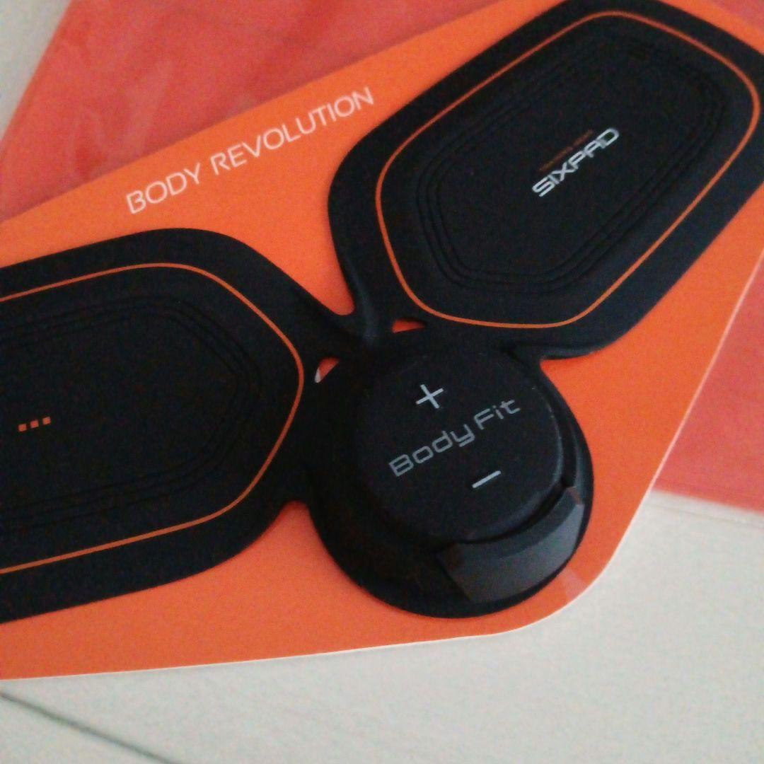 SIXPAD BodyFit2【純正品ジェルシート2枚×3セット付】