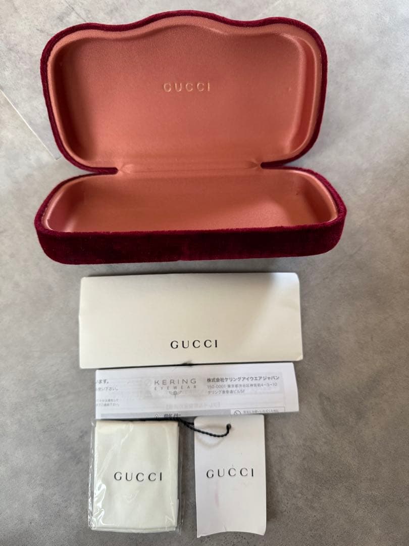 【美品】GUCCI ラウンド型サングラス トリコロールデザイン