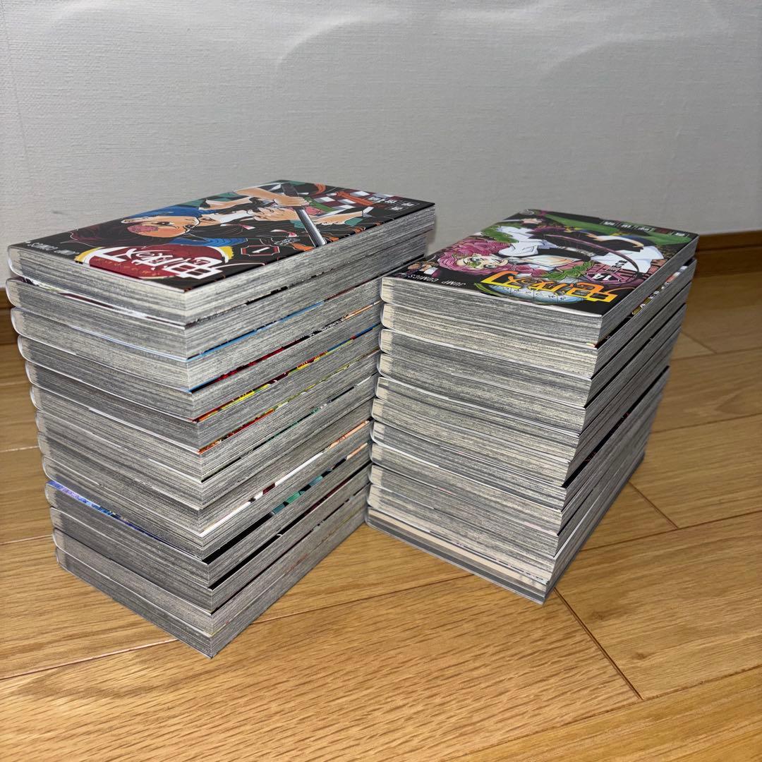 鬼滅の刃 全巻セット（1巻～23巻 完結）＋公式ファンブック 鬼殺隊見聞録