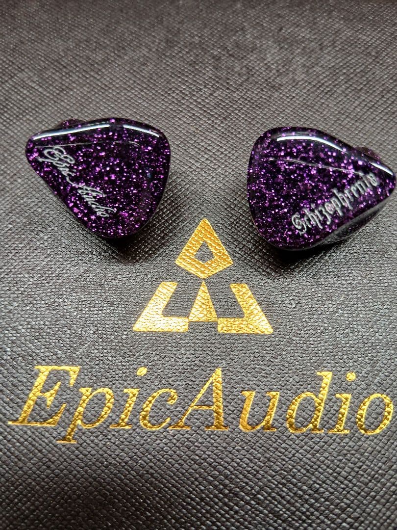 Epic Audio Schizophrenia イヤホン