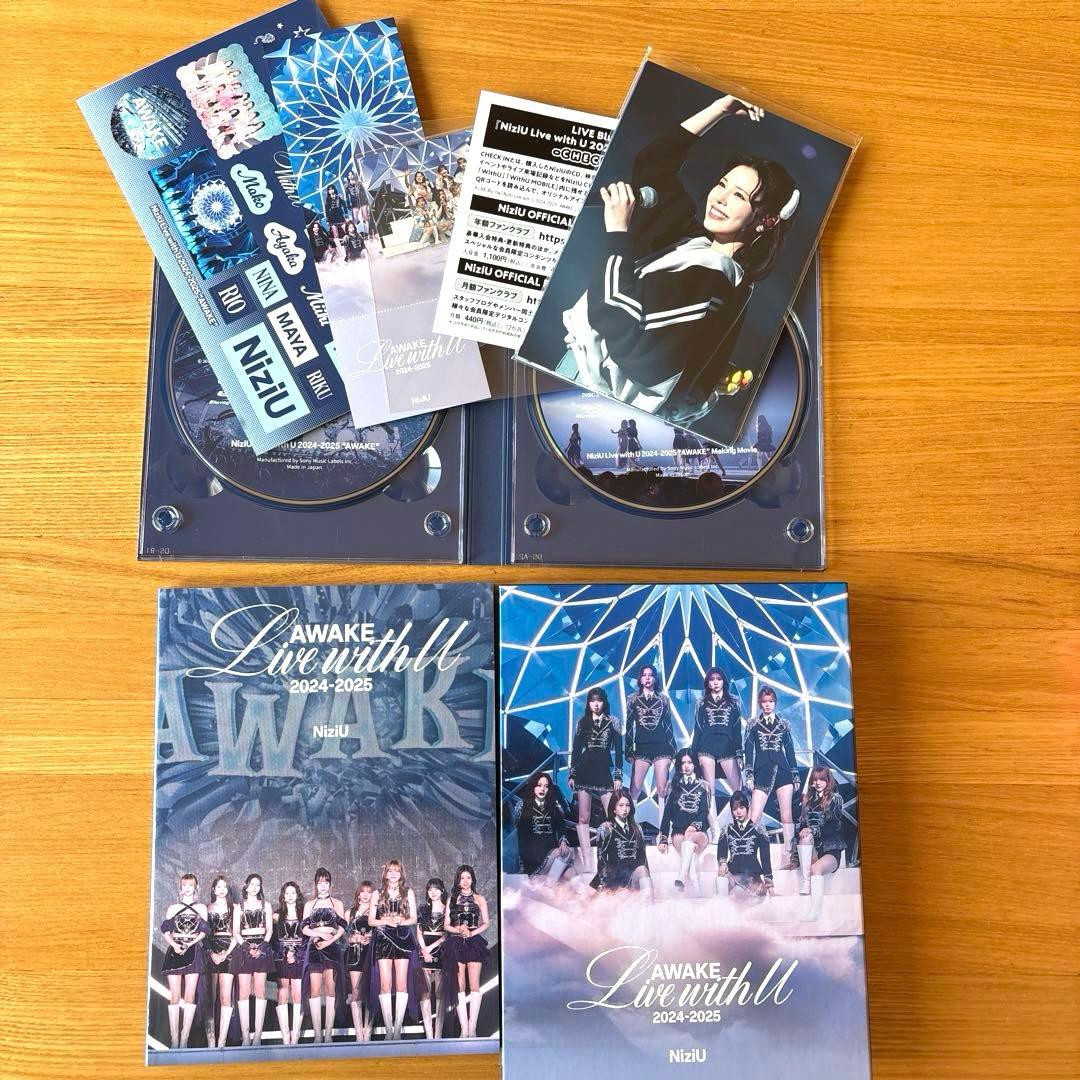 m*u様 NiziU AWAKE Live 2024-2025 完全生産限定盤