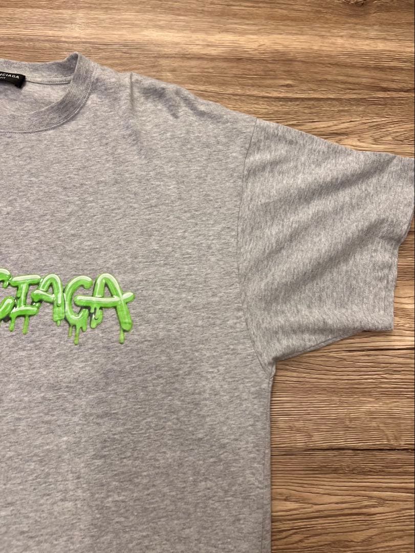 バレンシアガ　　BALENCIAGA Tシャツ　Ｌ　オーバーサイズ
