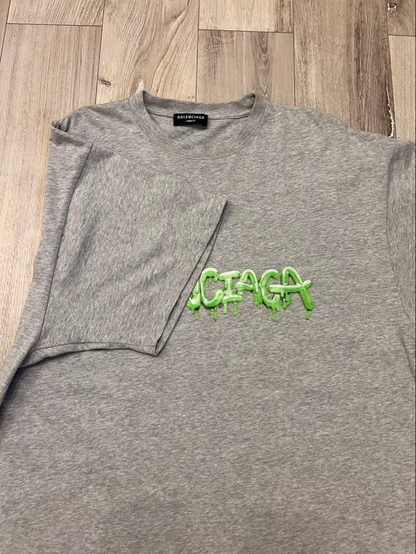 バレンシアガ　　BALENCIAGA Tシャツ　Ｌ　オーバーサイズ
