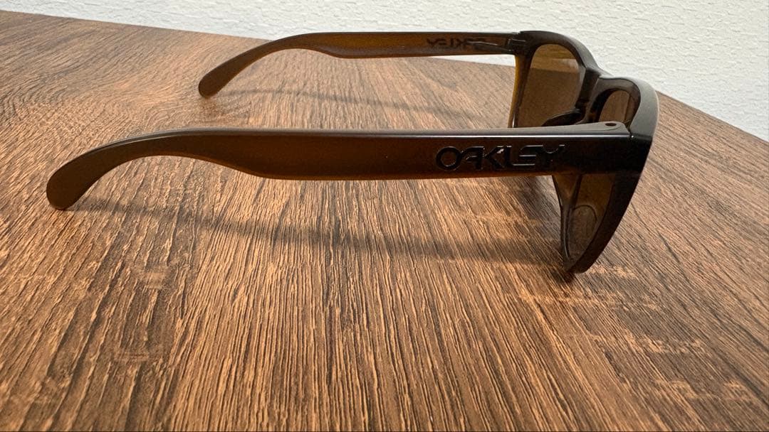 OAKLEY FROGSKINS フロッグスキン サングラス