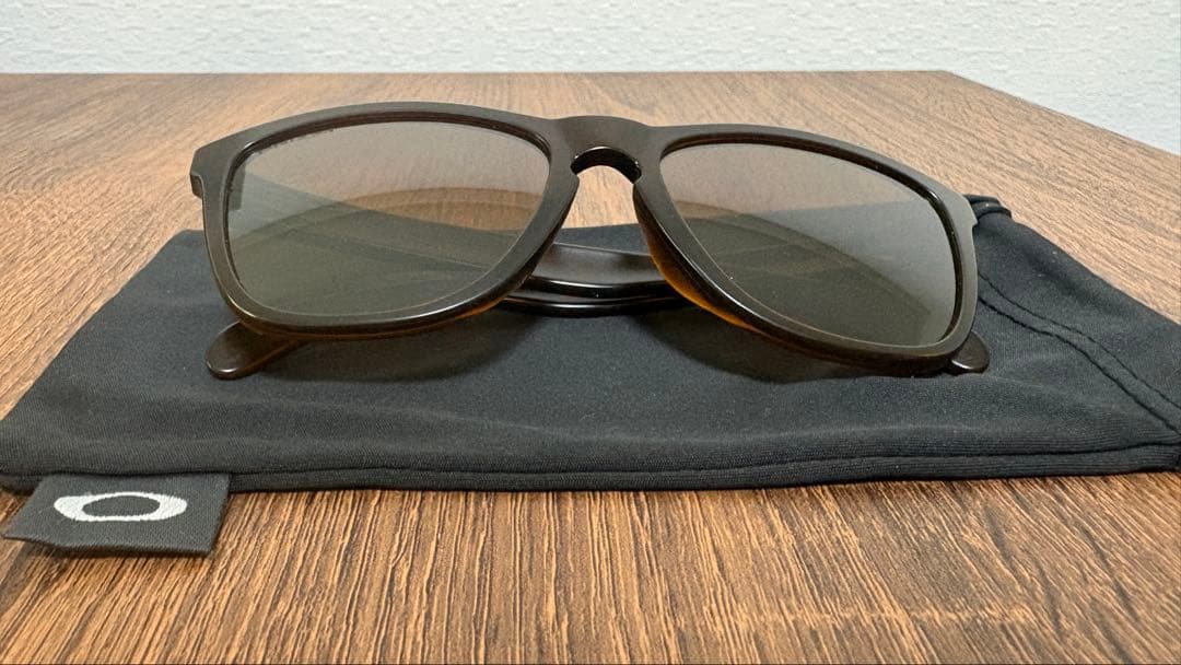 OAKLEY FROGSKINS フロッグスキン サングラス
