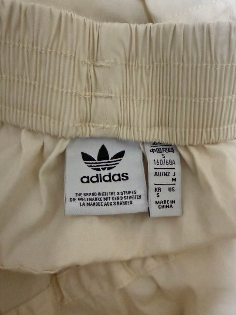 【4/15までの出品】adidas ロングスカート Sサイズ