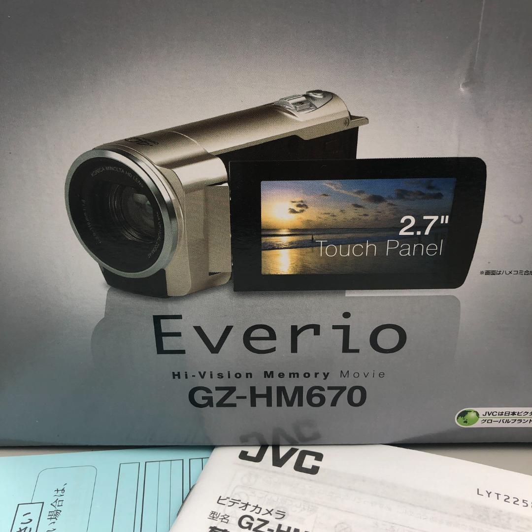 JVC　コンパクトデジタルビデオカメラ　箱付き　説明書付き　GZ-HM670 O