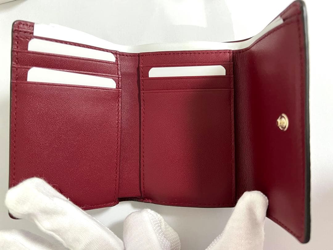 値下げ【新品】FURLAフルラ 3つ折り財布　赤