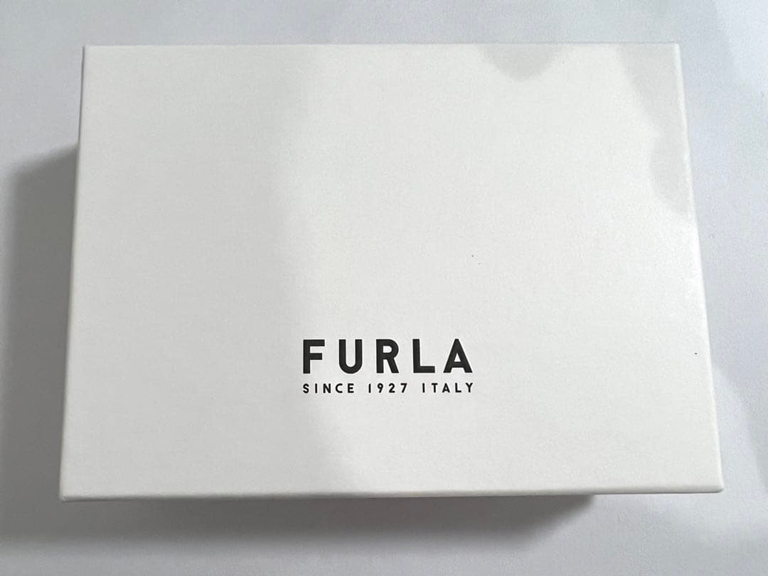 値下げ【新品】FURLAフルラ 3つ折り財布　赤