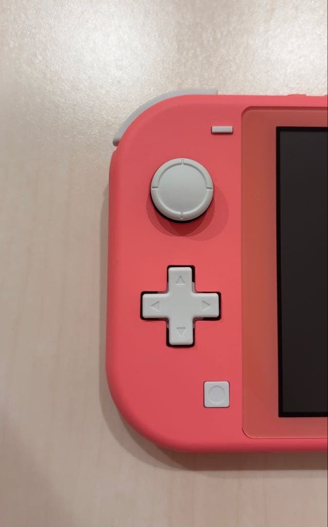 Nintendo Switch Lite 本体　コーラル　ピンク　充電器　箱あり