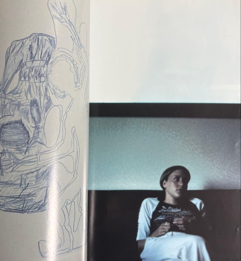 アート・デザイン・音楽 THE International magazine #3 Kim Gordon