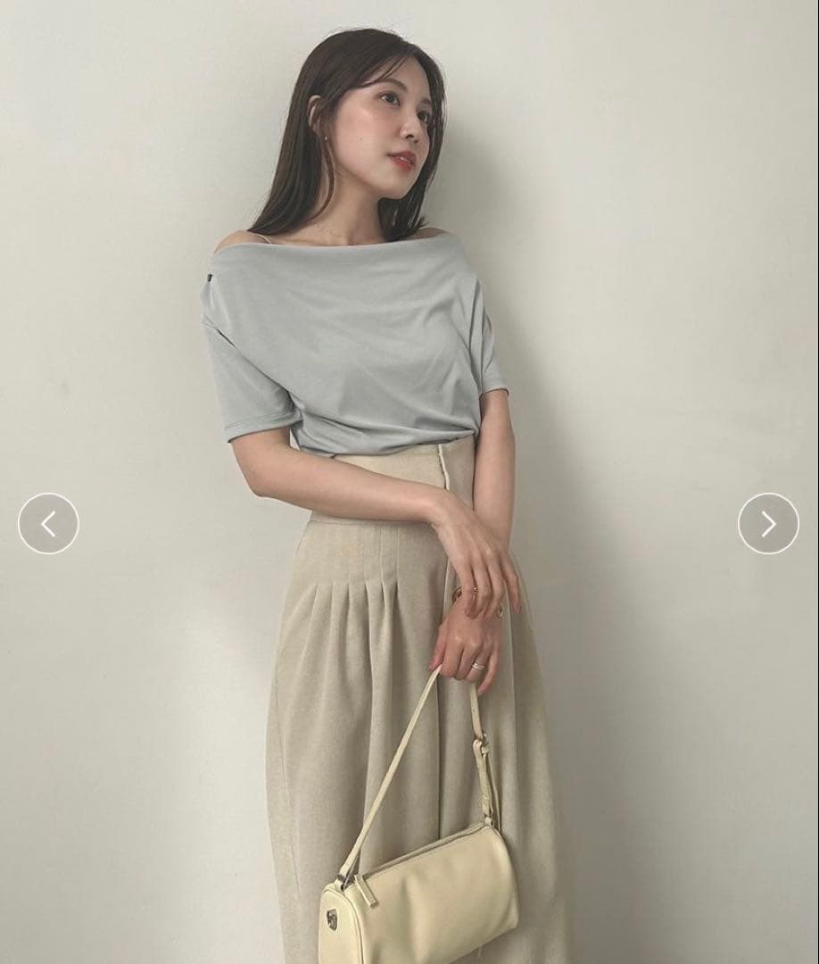 FRAY I.D　ドレープネックオフショルカットソー