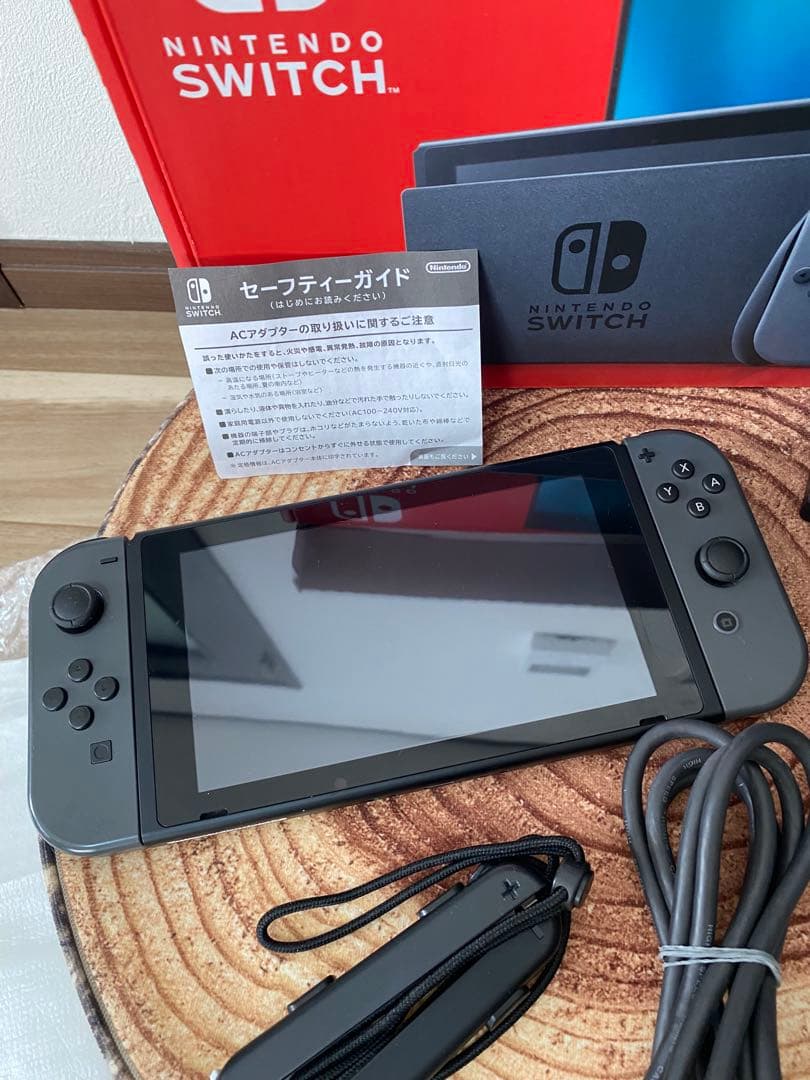 Nintendo Switch ニンテンドースイッチ本体　グレー ②