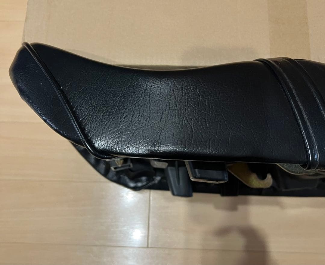 【美品】HONDA ジェイド用 CBX風シートあんこ抜き MC23