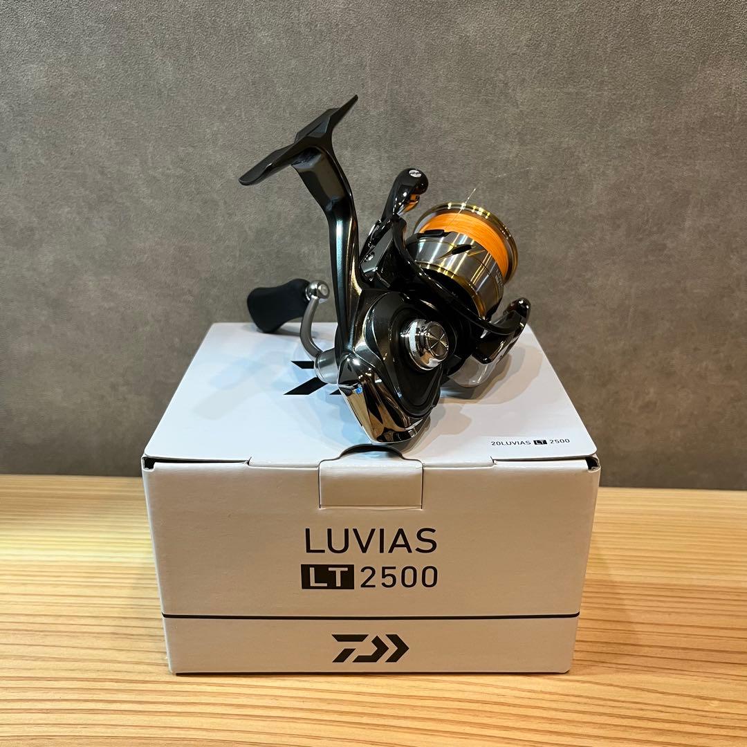 DAIWA LUVIAS LT2500 スピニングリール
