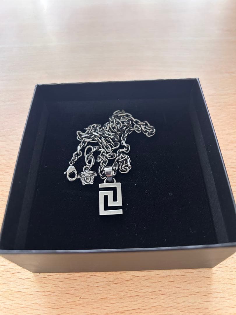 VERSACE グリークネックレス ヴェルサーチシルバー