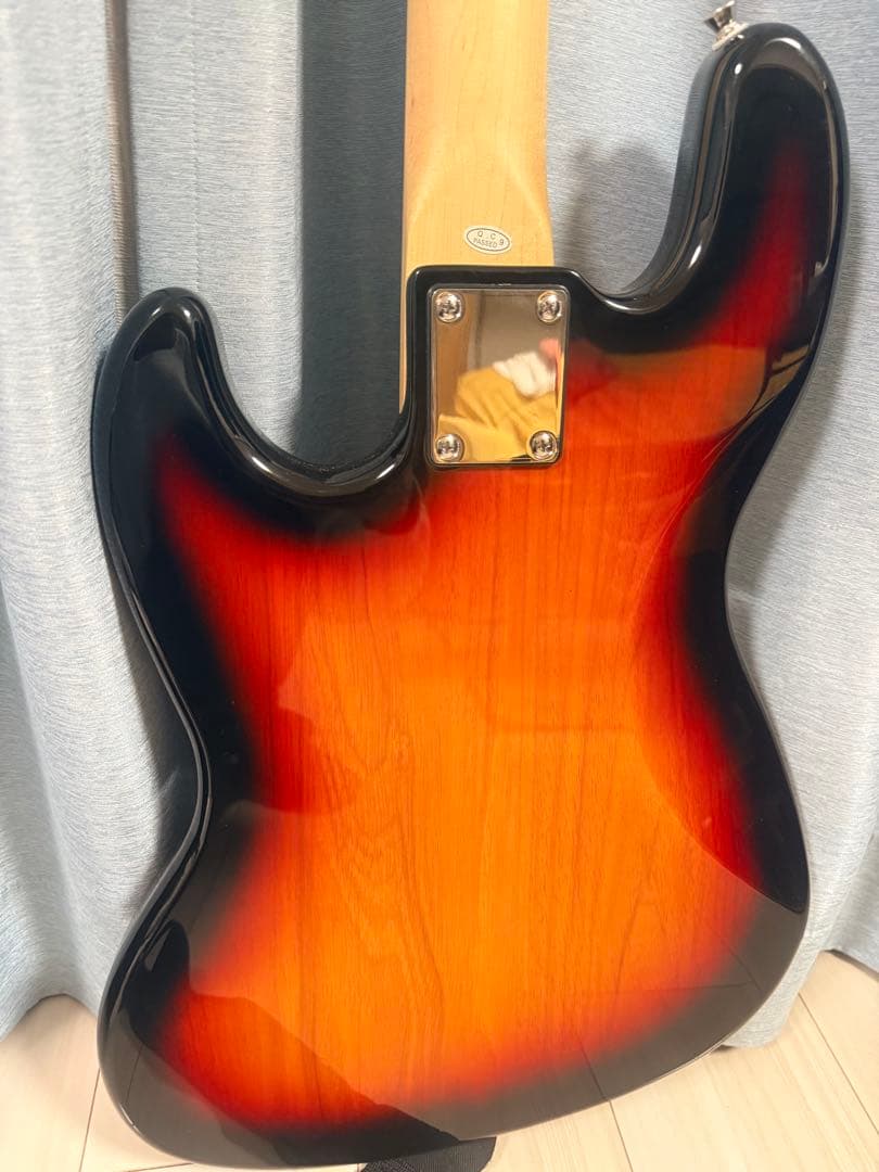 美品SELDER 　セルダー　エレキベース JB-30 サンバースト