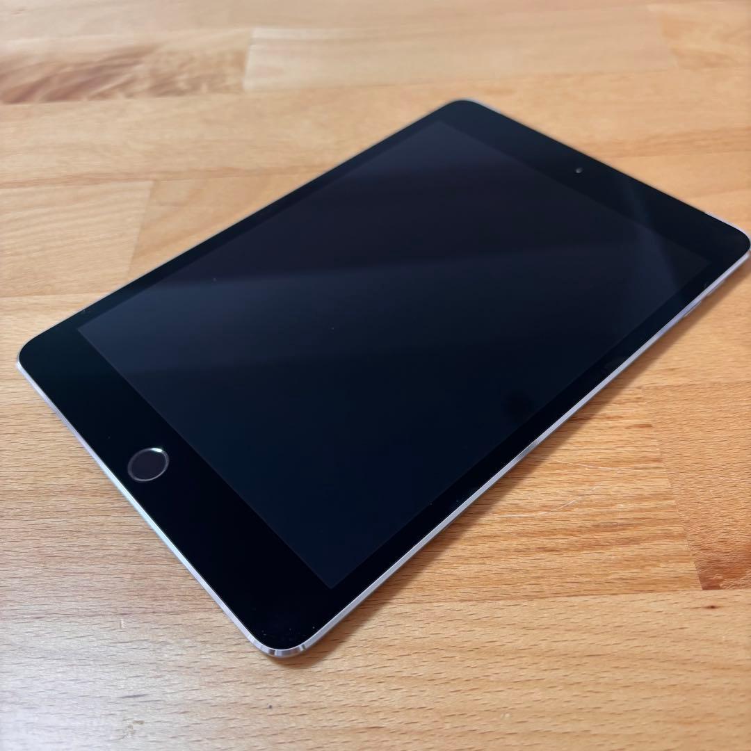 iPad mini 4（第4世代）