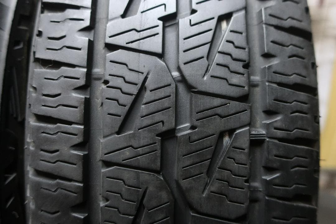 2020~21年製　ブリヂストン　デューラー　A/T　001　215/70R16