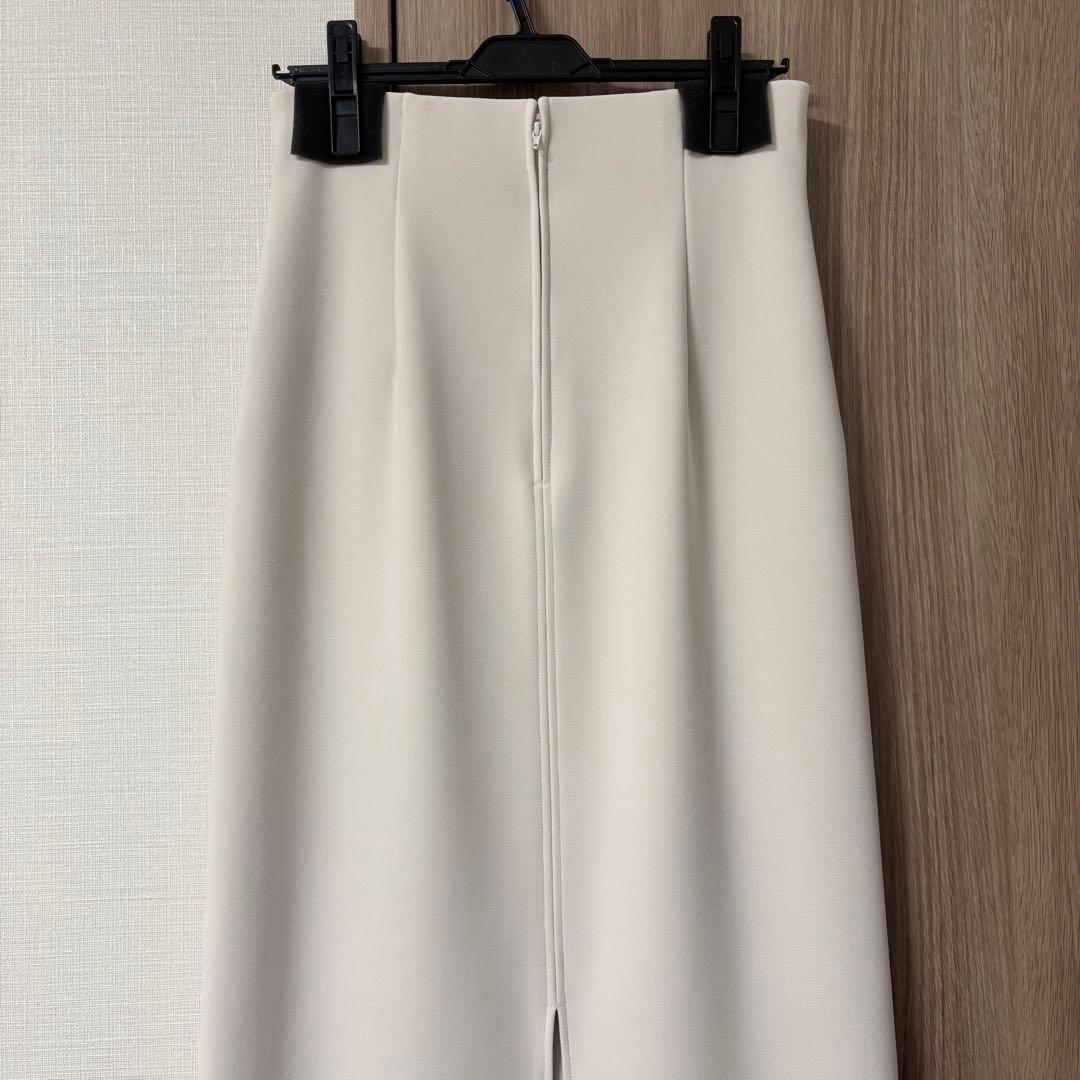 NOBLE コンフォートジャージーライクカラータイトスカート ホワイト 40