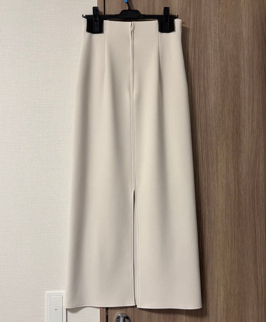 NOBLE コンフォートジャージーライクカラータイトスカート ホワイト 40