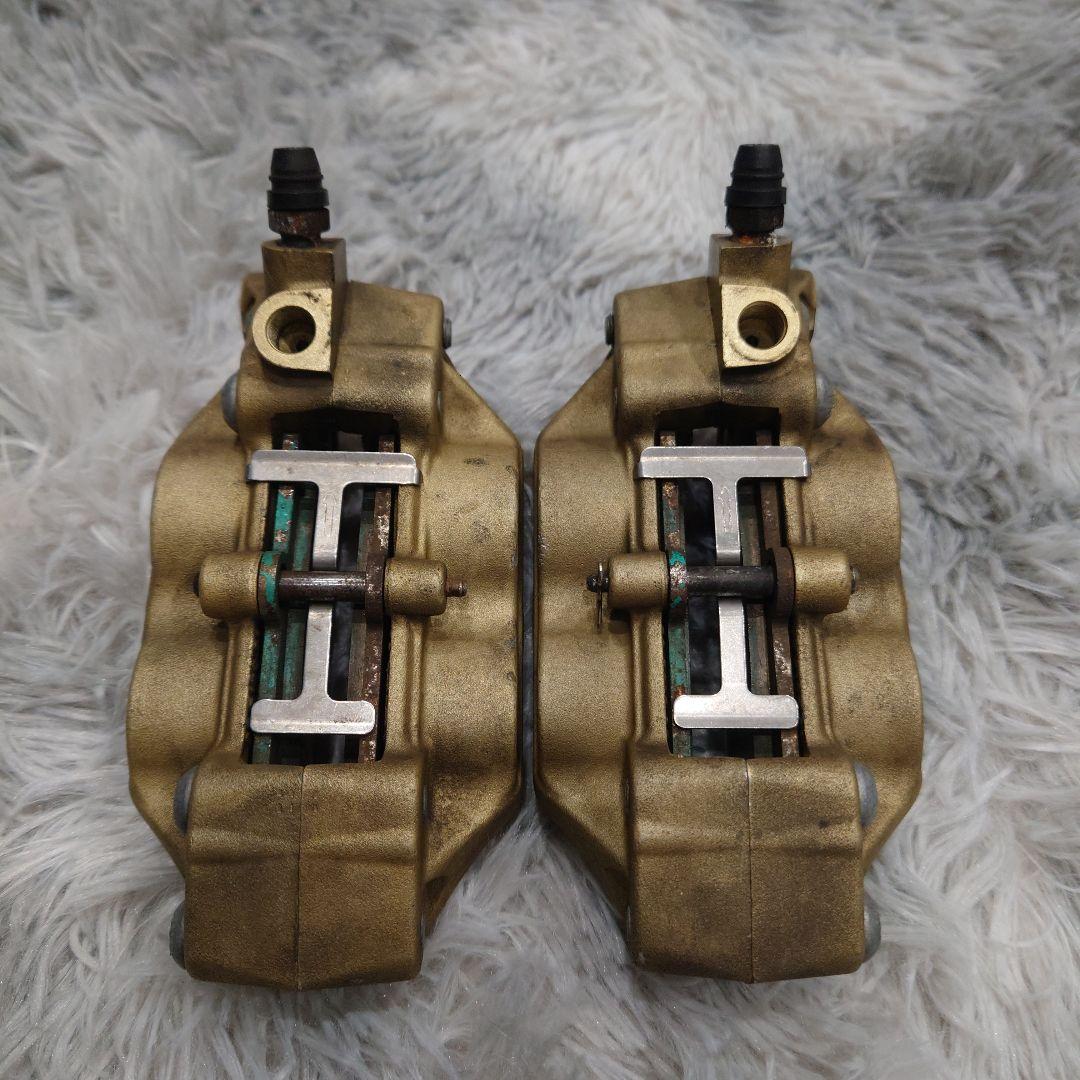 ブレンボ　ゼファー　1100 40mm ピッチ