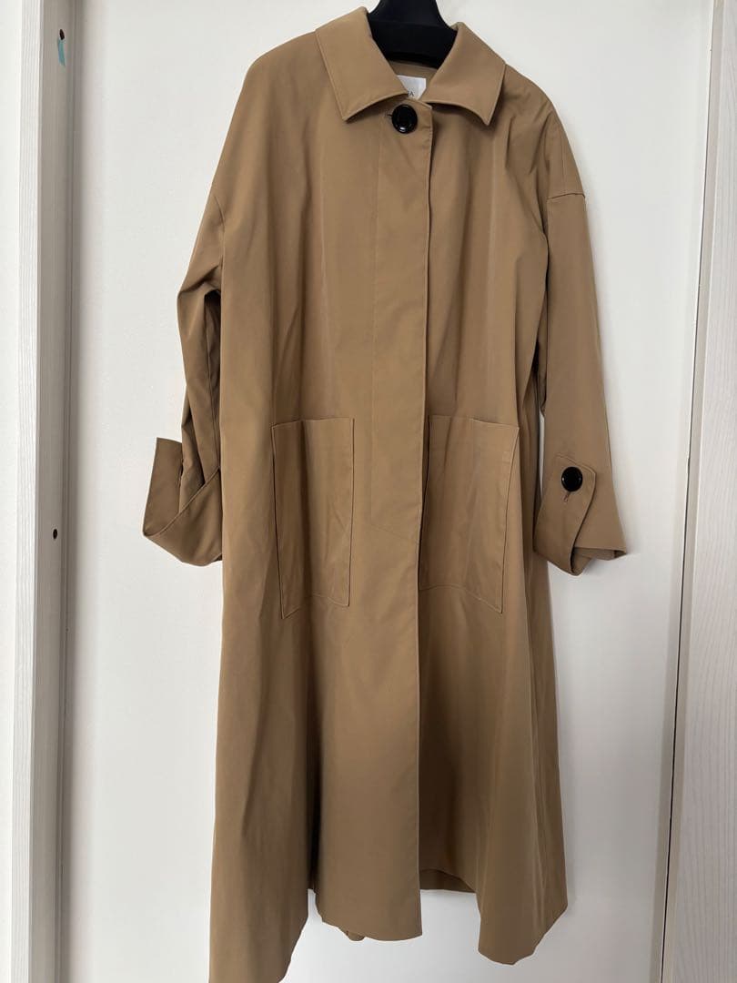 新品　ohga トレンチコート　Sサイズ