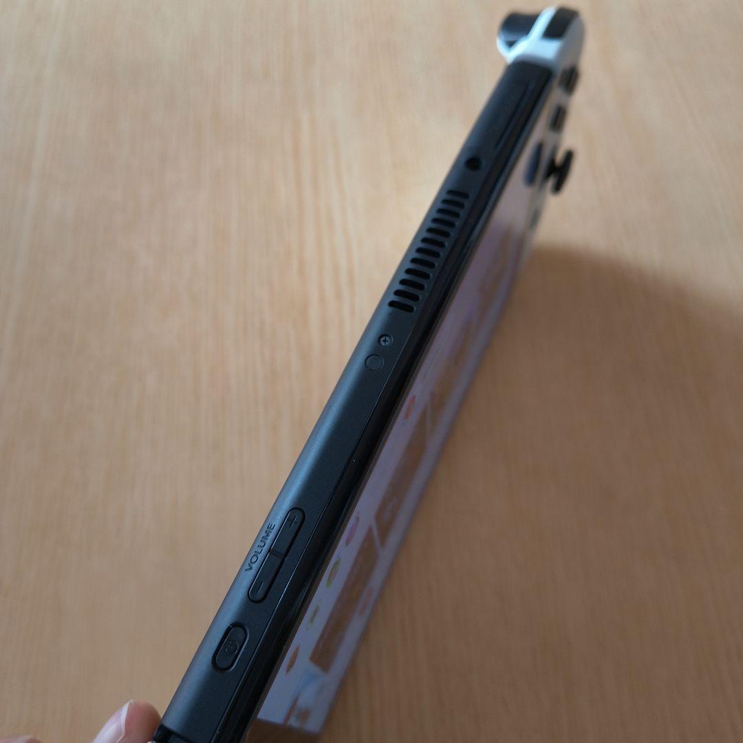Nintendo Switch 有機EL ホワイト と　おまけいろいろ