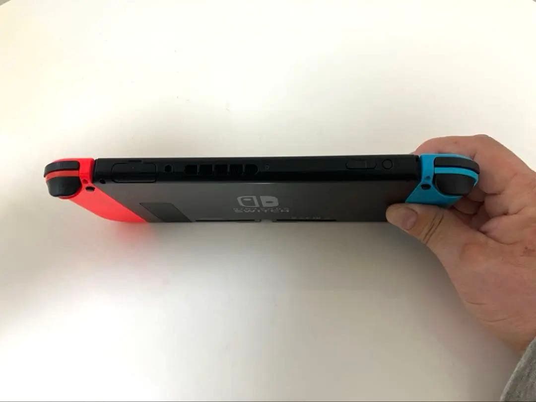 NintendoSwitch1本体＋プロコン2個