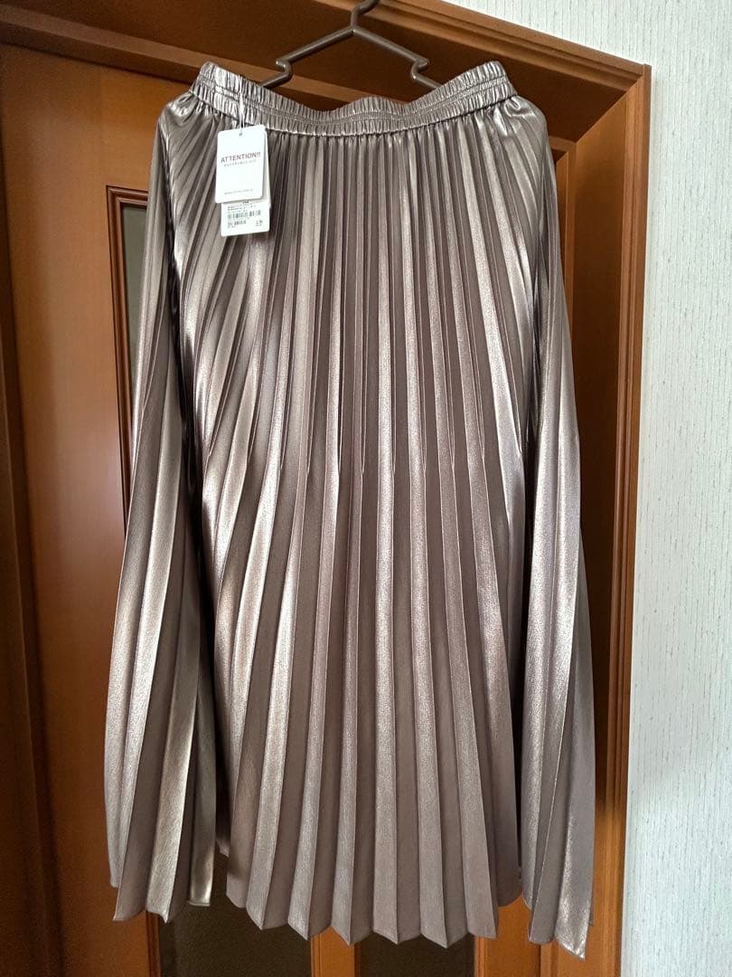 ひまわり新品タグ♦︎最終値下げ不可ユナイテッドアハクプリントプリーツスカート