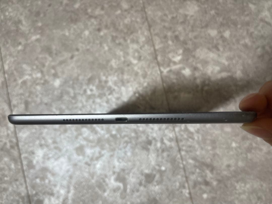 Apple iPad 第７世代32GB