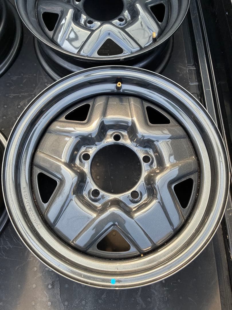 【美品】スズキ ジムニー JB64W純正スチールホイール　4本