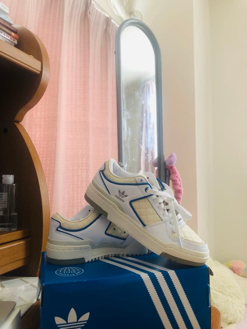 新しい靴